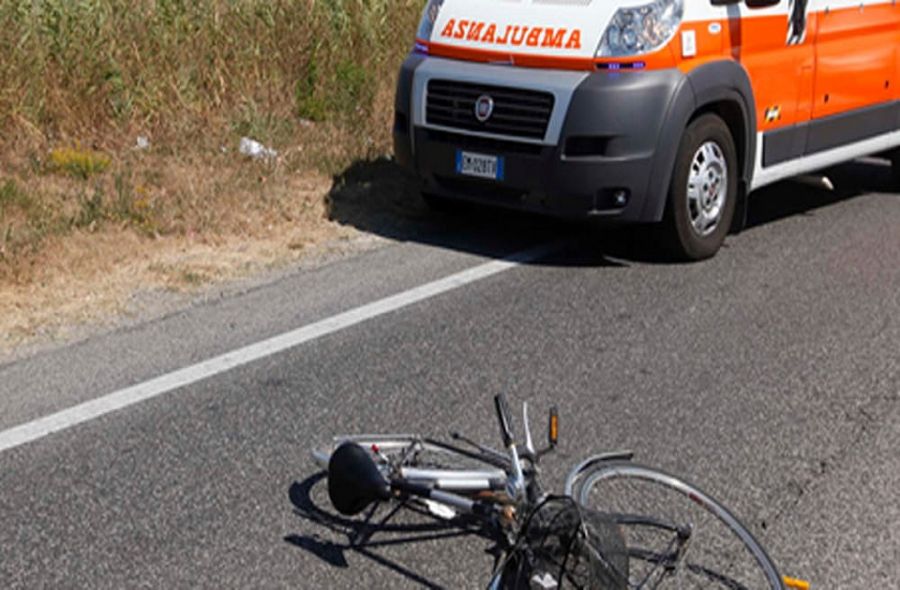 Maddaloni ciclista investito auto 21 ottobre
