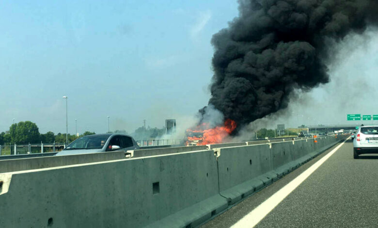 incendio auto autostrada 20 maggio