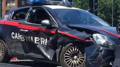 scontro furgone auto carabinieri incrocio Strada Provinciale 283