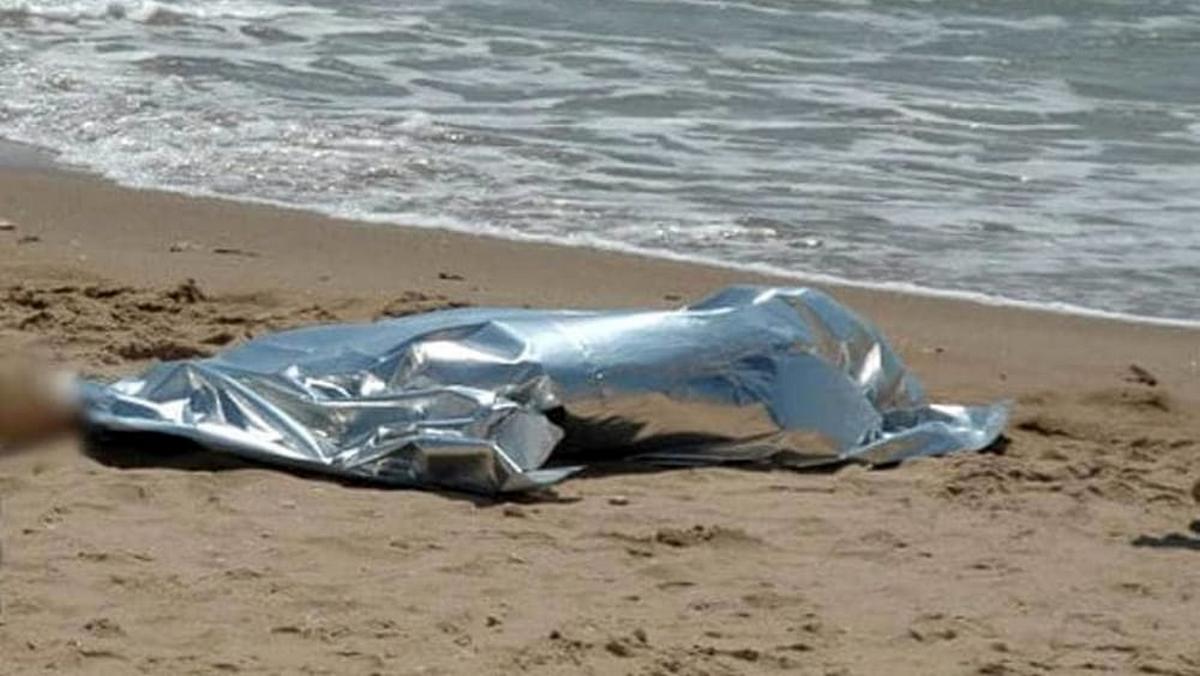 mondragone morta spiaggia oggi 2 giugno