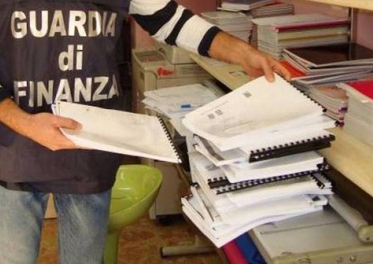 caserta-caianello-libri-universitari-fotocopiati