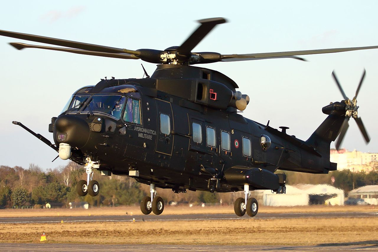 grazzanise elicottero militare atterraggio emergenza latina